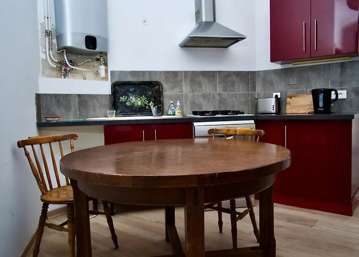Pour Quatre Personnes Apartamento *